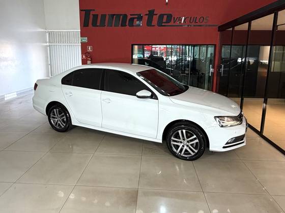 VOLKSWAGEN JETTA 1.4 16V TSI COMFORTLINE GASOLINA 4P TIPTRONIC VOLKSWAGEN JETTA 1.4 16V TSI COMFORTLINE GASOLINA 4P TIPTRONIC